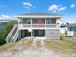 415 N Shore Drive, Holly Ridge, NC 28445
