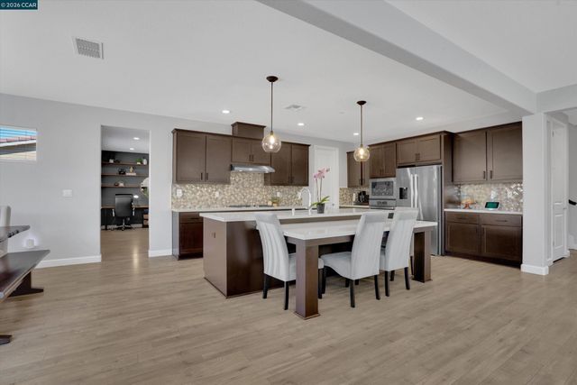351 Bloomington Ln, Brentwood, CA 94513