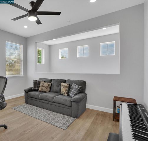 351 Bloomington Ln, Brentwood, CA 94513