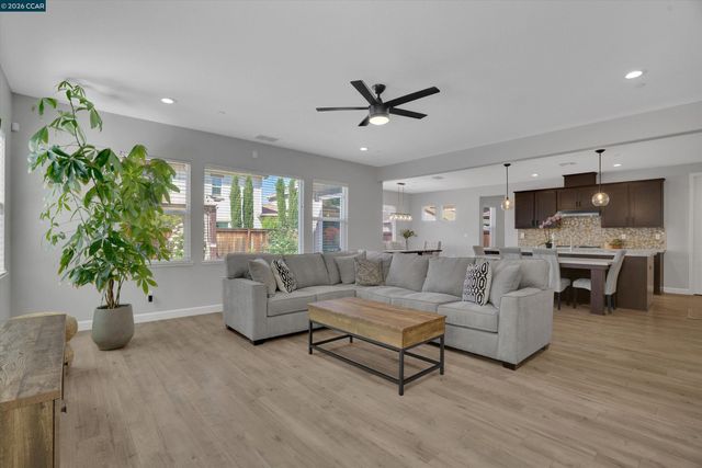 351 Bloomington Ln, Brentwood, CA 94513