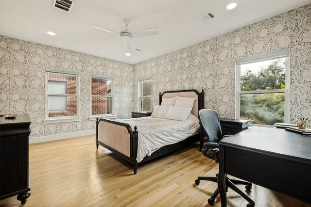 7108 Brisa Drive, Dallas, TX 75223