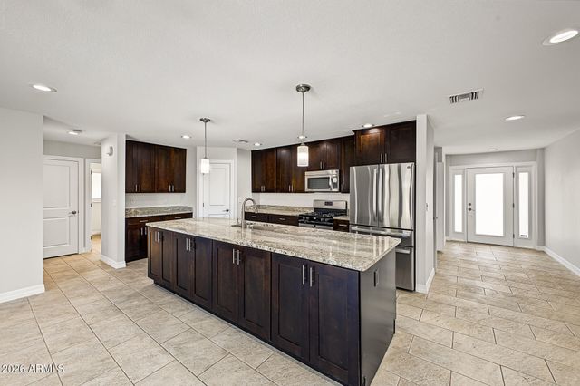 8714 E CLARENDON Avenue, Scottsdale, AZ 85251