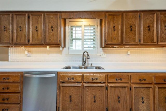 2952 HOLLY HEATH CV, Germantown, TN 38138