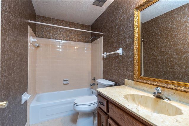 2952 HOLLY HEATH CV, Germantown, TN 38138