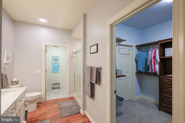 18710 DOVER DR, Hagerstown, MD 21742
