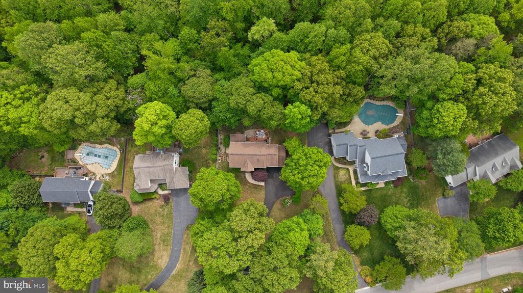 Image 41 of property listing at 4345 LITTLE FALLS RD, Huntingtown, MD 20639