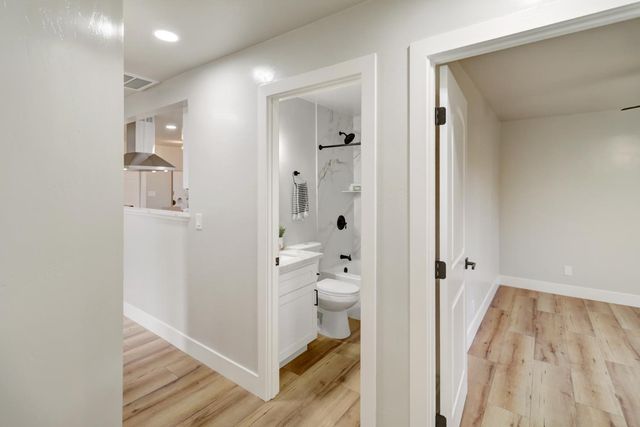 5567 Myrtle Dr, Loomis, CA 95650