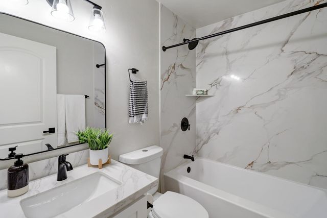 5567 Myrtle Dr, Loomis, CA 95650