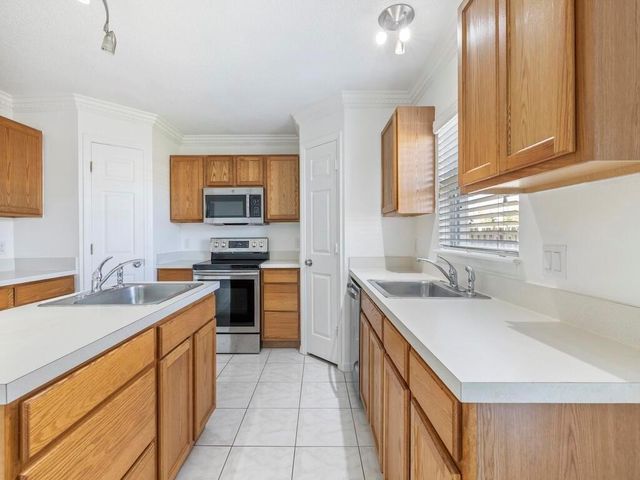 981 SW Mcelroy Avenue, Port St Lucie, FL 34984