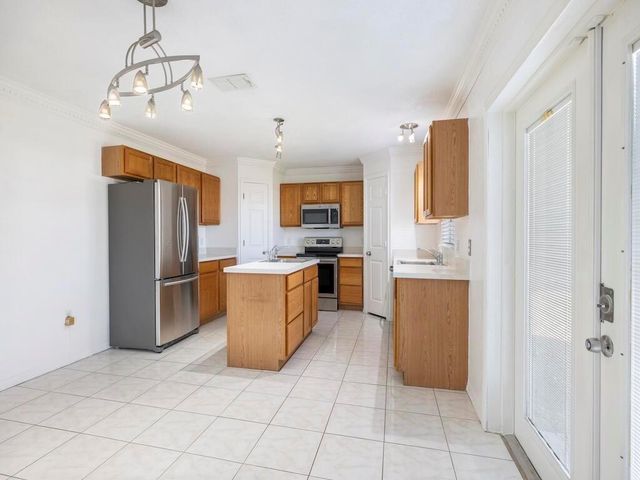 981 SW Mcelroy Avenue, Port St Lucie, FL 34984