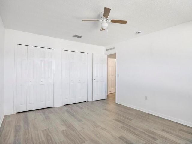 981 SW Mcelroy Avenue, Port St Lucie, FL 34984