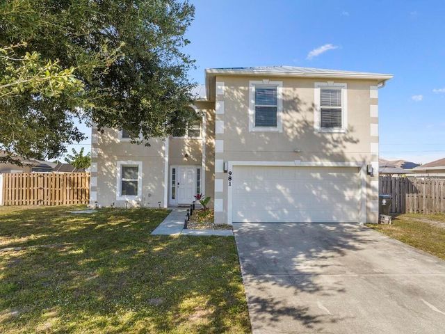 981 SW Mcelroy Avenue, Port St Lucie, FL 34984