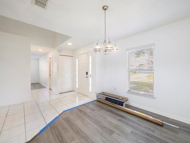 981 SW Mcelroy Avenue, Port St Lucie, FL 34984