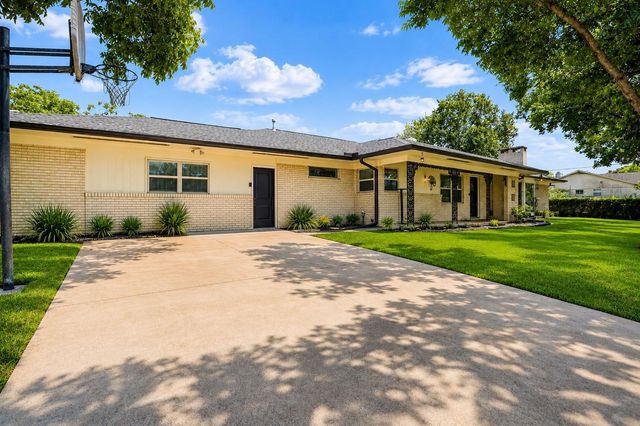 526 14th Street, Hempstead, TX 77445
