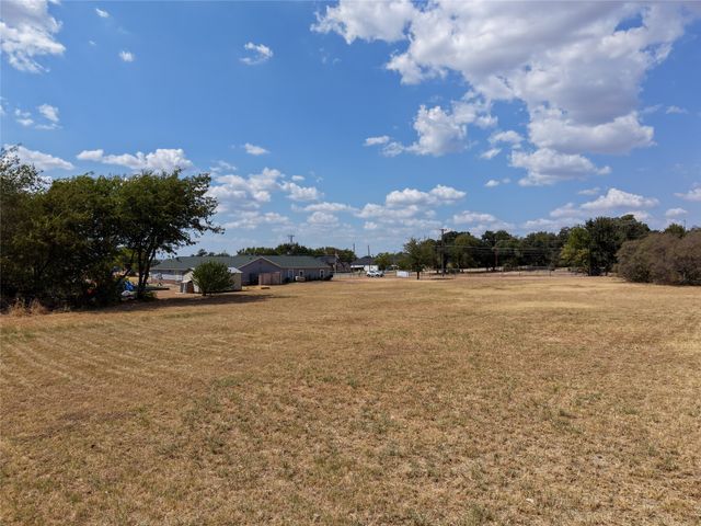 7208 John T White Road, Fort Worth, TX 76120