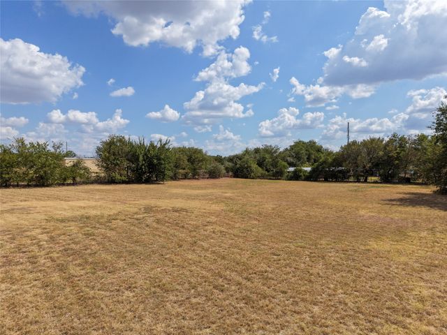 7208 John T White Road, Fort Worth, TX 76120