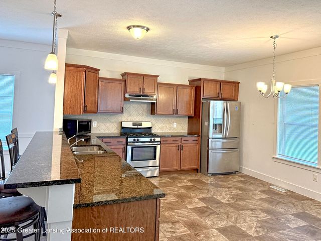 1820 Merganser Drive, Holt, MI 48842