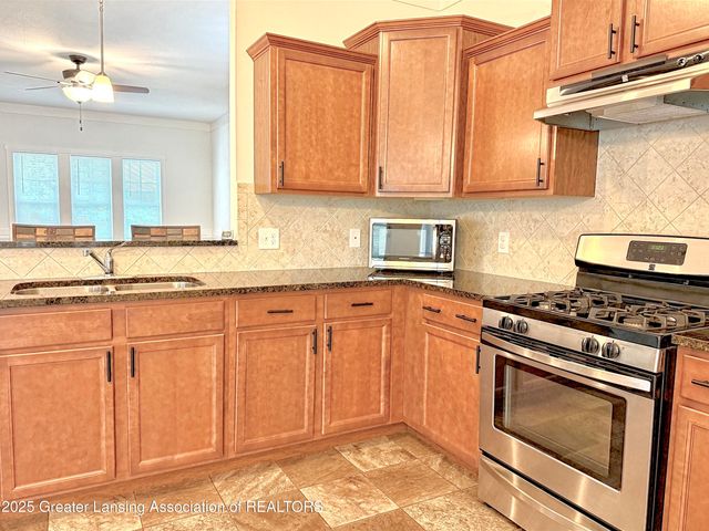 1820 Merganser Drive, Holt, MI 48842