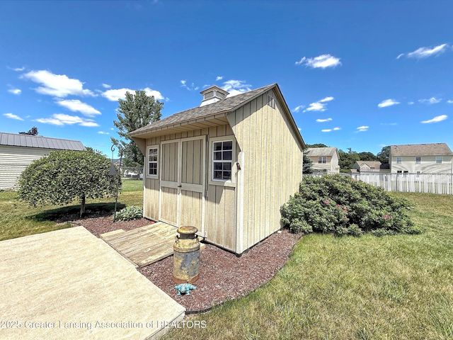 1820 Merganser Drive, Holt, MI 48842