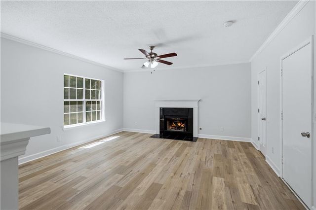 2493 Willenhall Way, Lithonia, GA 30058