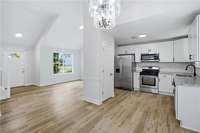 2493 Willenhall Way, Lithonia, GA 30058
