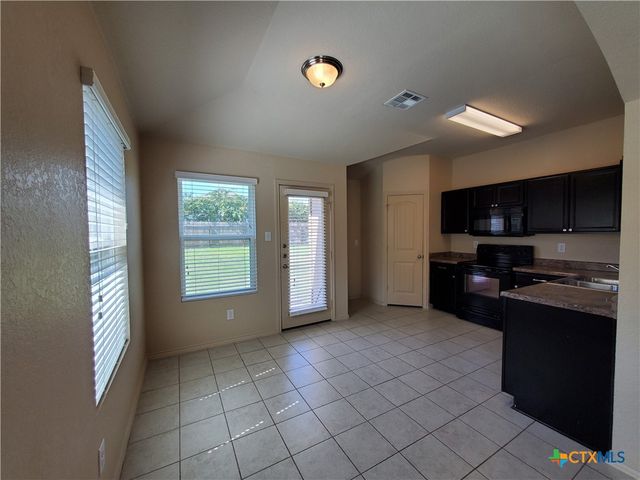 1536 Gateshead Drive, Seguin, TX 78155