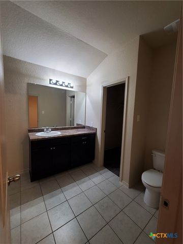 1536 Gateshead Drive, Seguin, TX 78155