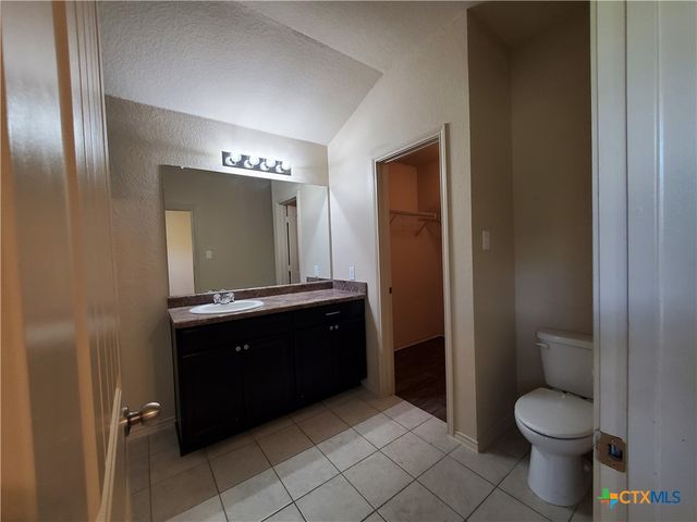 1536 Gateshead Drive, Seguin, TX 78155
