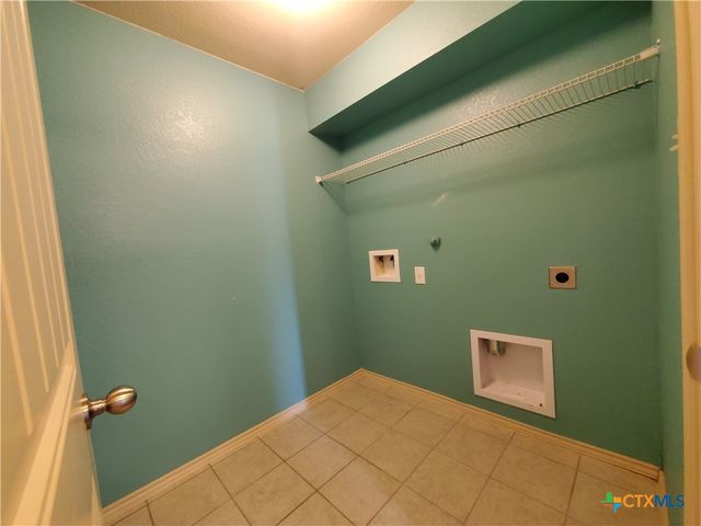 1536 Gateshead Drive, Seguin, TX 78155