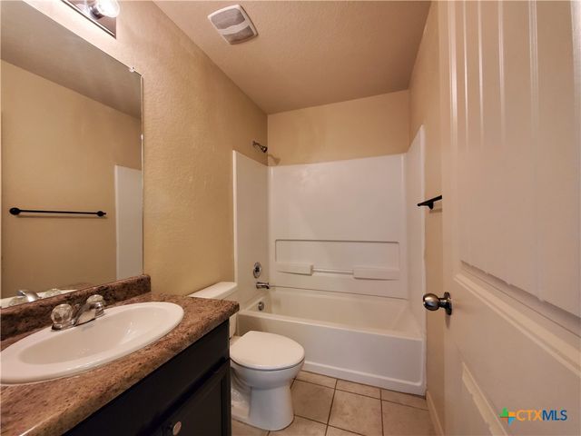 1536 Gateshead Drive, Seguin, TX 78155