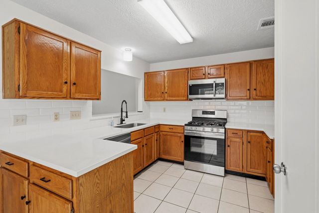 7011 Glen Rosa Drive, Katy, TX 77494