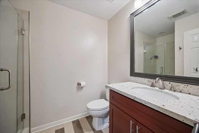1001 Van Buren Street, Houston, TX 77019