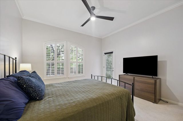 1001 Van Buren Street, Houston, TX 77019