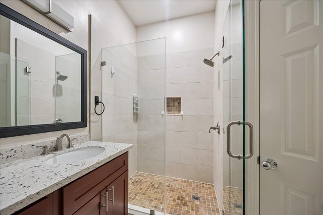 1001 Van Buren Street, Houston, TX 77019