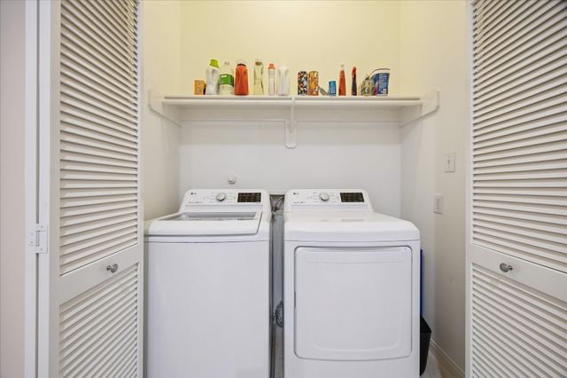 1001 Van Buren Street, Houston, TX 77019
