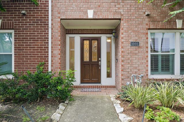 1001 Van Buren Street, Houston, TX 77019