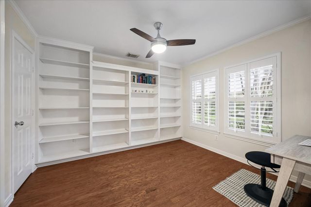 1001 Van Buren Street, Houston, TX 77019