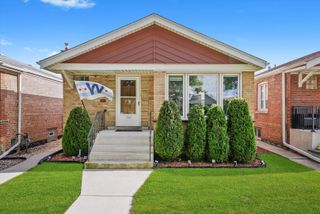 5935 W 64th Place, Chicago, IL 60638