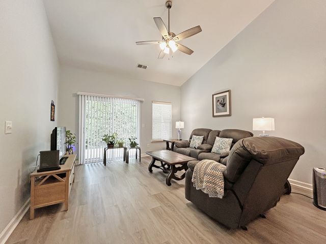 395 Devon Chase Hl Unit 2303, Gallatin, TN 37066