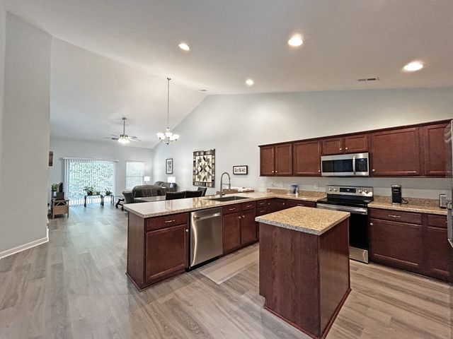 395 Devon Chase Hl Unit 2303, Gallatin, TN 37066
