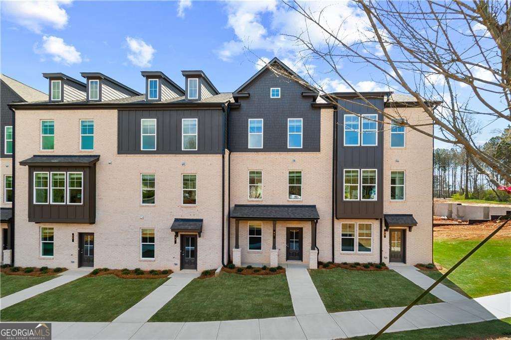 2612 Daybreak Lane, Newnan, GA 30265