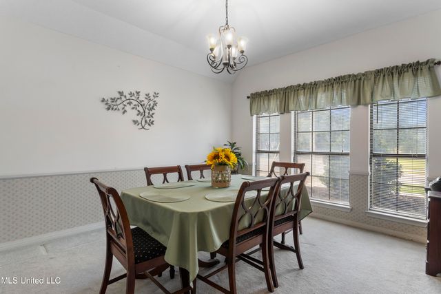 2372 Park Place Drive, Gulfport, MS 39507