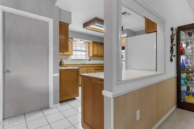 2372 Park Place Drive, Gulfport, MS 39507