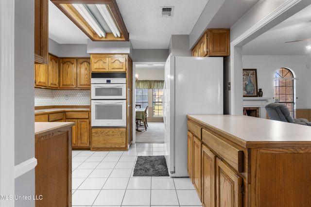 2372 Park Place Drive, Gulfport, MS 39507