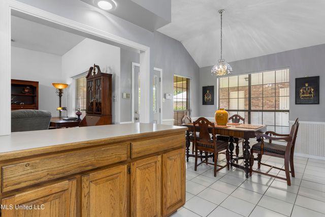 2372 Park Place Drive, Gulfport, MS 39507