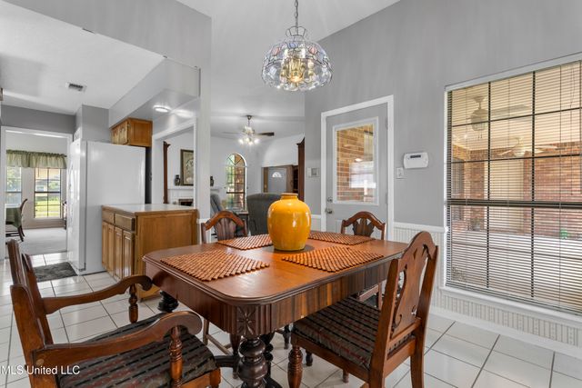 2372 Park Place Drive, Gulfport, MS 39507