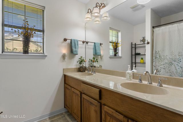 2372 Park Place Drive, Gulfport, MS 39507
