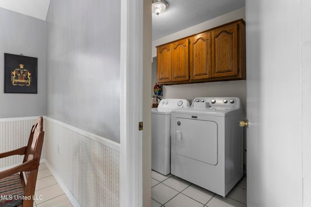 2372 Park Place Drive, Gulfport, MS 39507