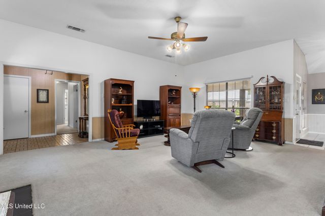 2372 Park Place Drive, Gulfport, MS 39507