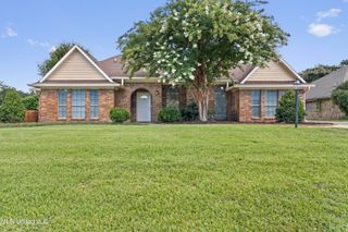 2372 Park Place Drive, Gulfport, MS 39507